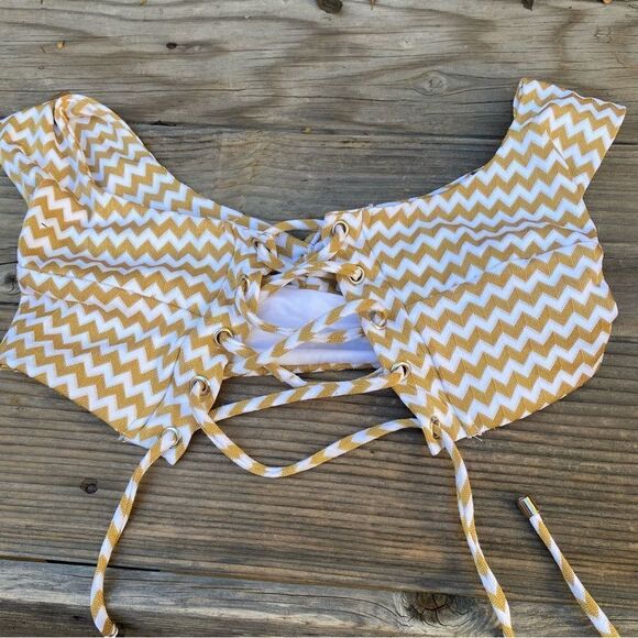 Blue Life Roped Up Off Shoulder Bikini Top size XS - Picture 7 of 12